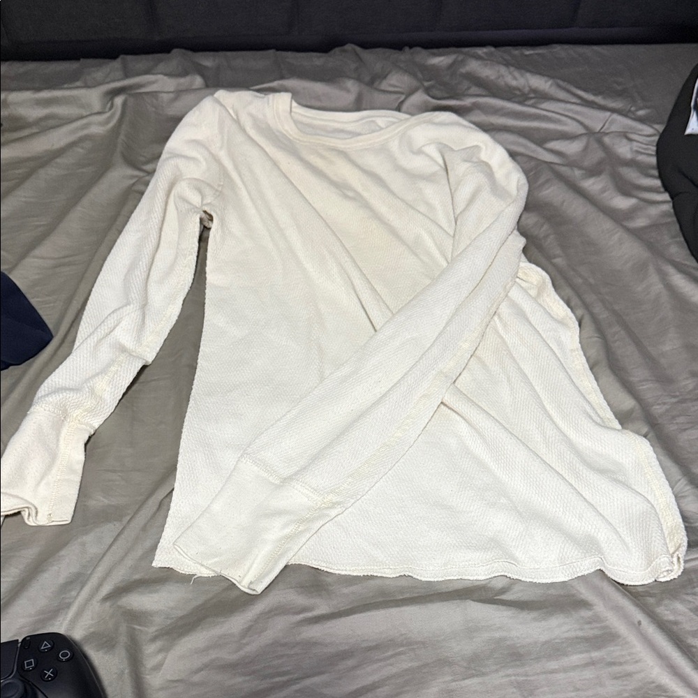 GAP Men's Cream Long Sleeve Tee